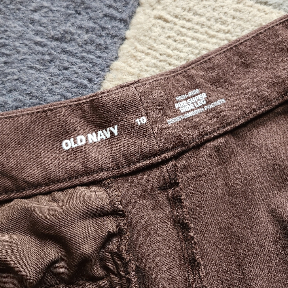 Old Navy Wide Leg Pants in Mauve Brown - Picture 6 of 10